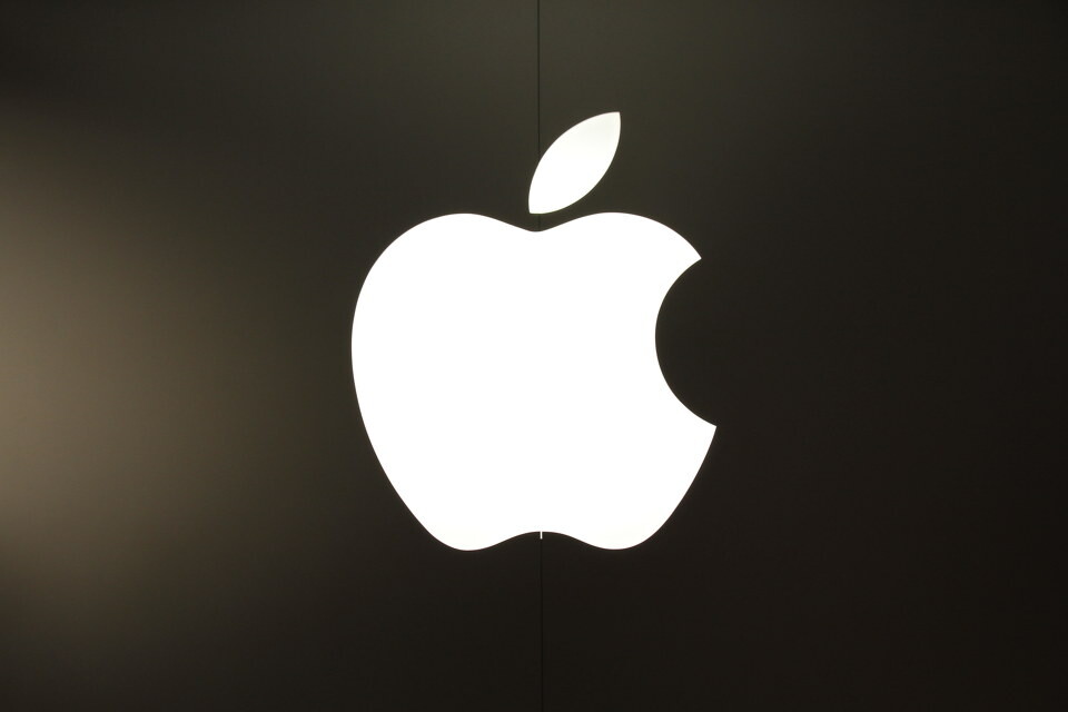 苹果面临无边框iPhone技术挑战，2026年发布计划存疑