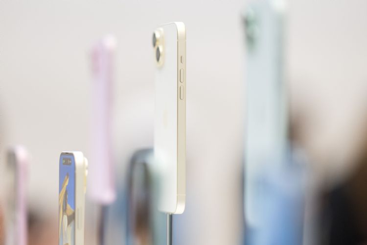 创新乏力？iPhone 15预购大排长龙 供应链如何看买气