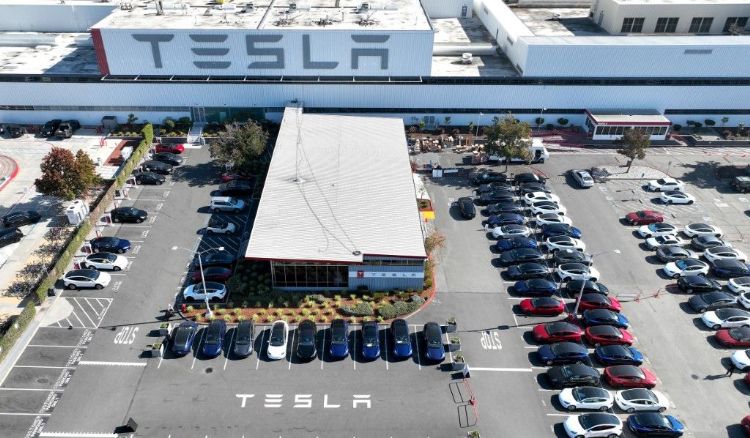 （新Model 3剧透–3之3）老将、新创车厂齐聚 美墨边境能成新底特律？