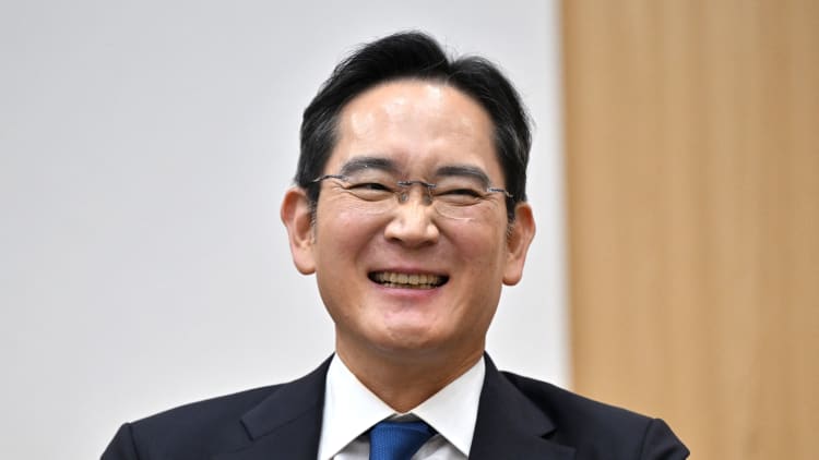三星会长李在镕将访意大利，拟深化车用芯片合作