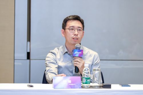 WirelessCar郑岩：车联网本质是制造业的数字化转型 上云挑战更多