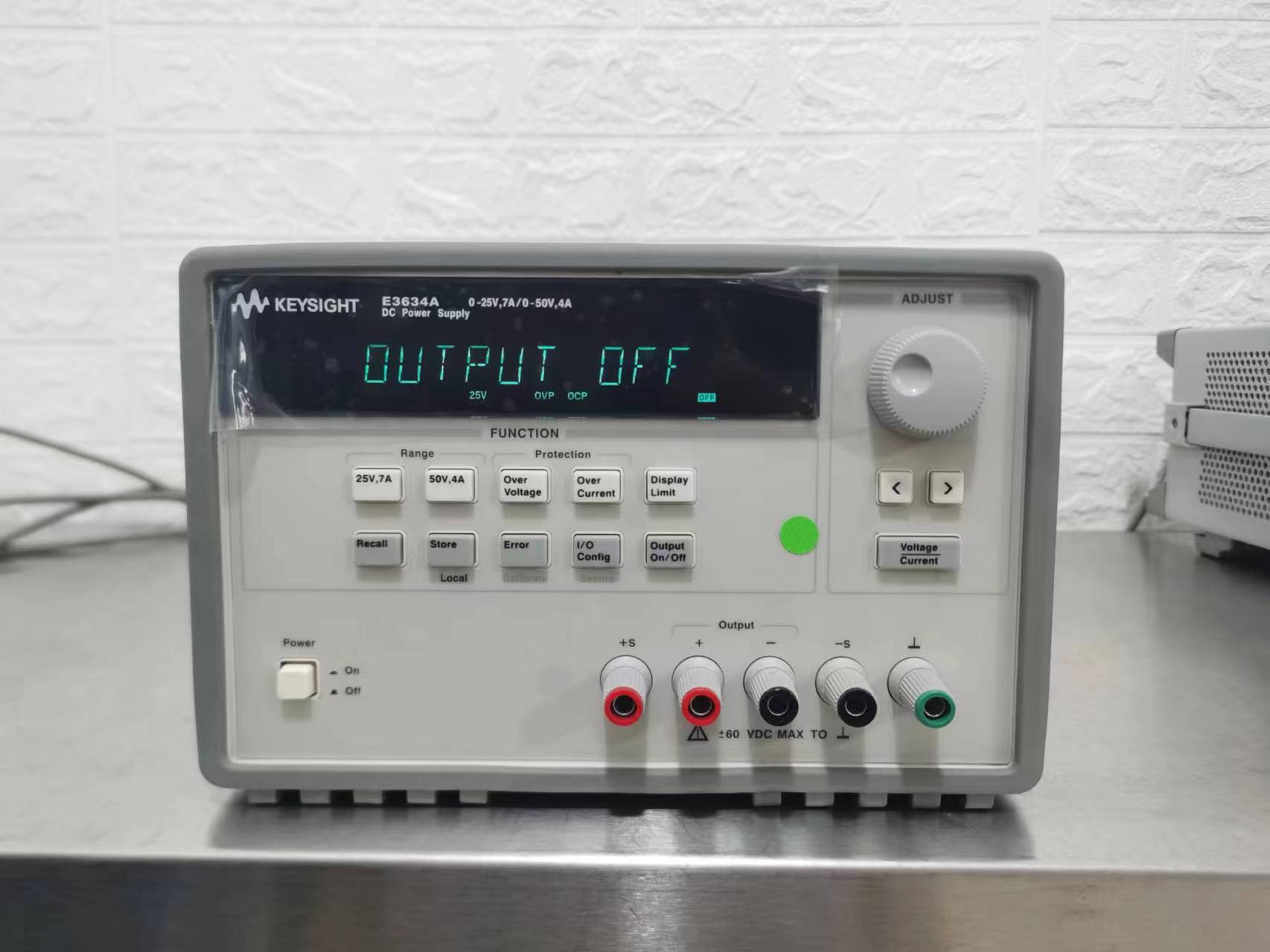 全新/现货/大甩卖：E3631A KEYSIGHT E3631A