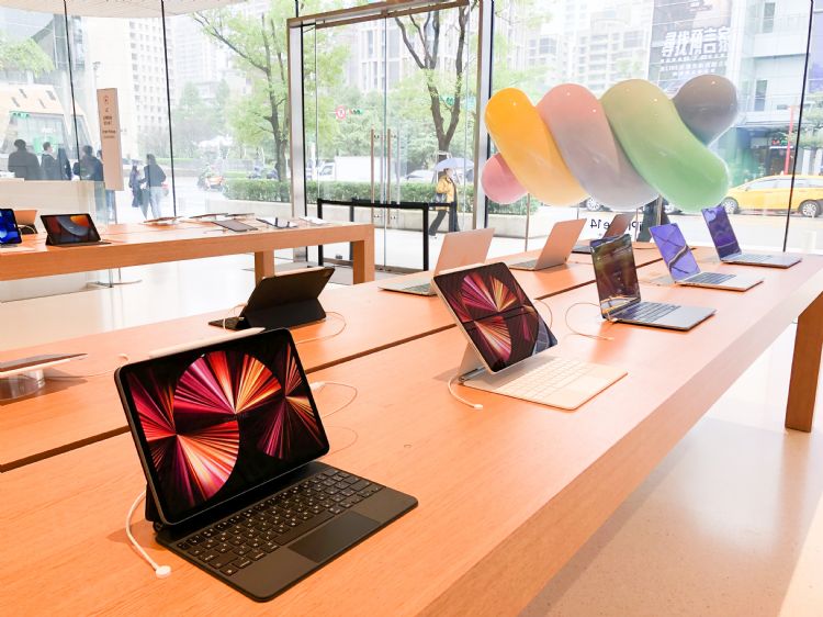 市况疲软苹果也挡不住 MacBook供应链稼动率对半砍