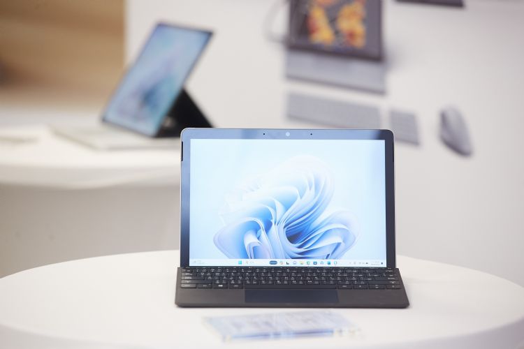 内外交迫 微软Surface前途茫茫