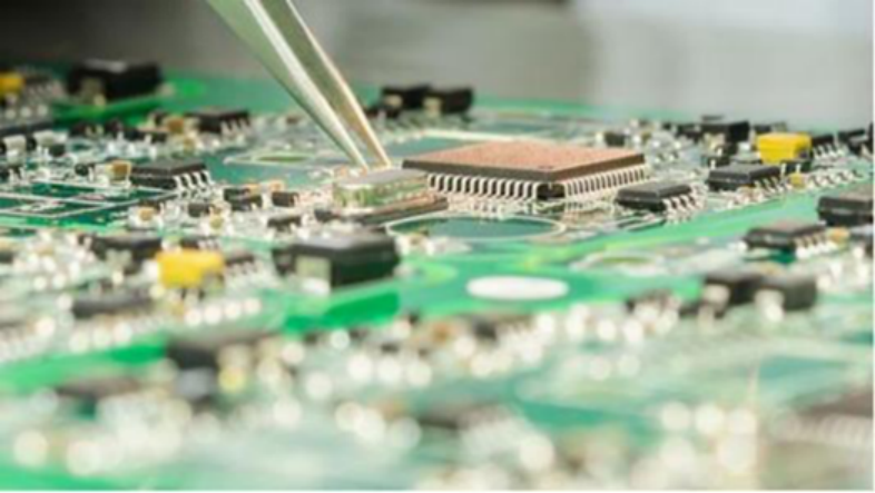 电容的那些特性和功能