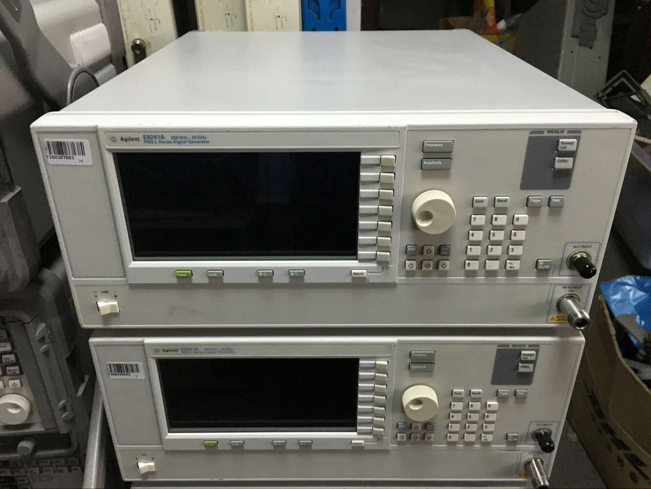 是德科技E8241A高性能信号发生器