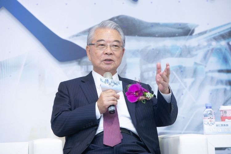 许胜雄：中美争霸非短期 国内仍会建立自己的技术