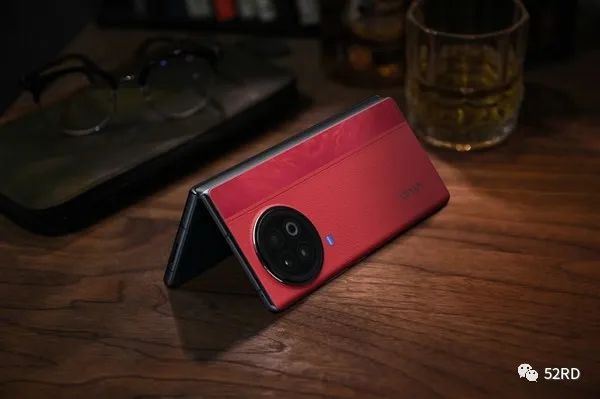 OriginOS 4官宣：首发vivo自研AI大模型