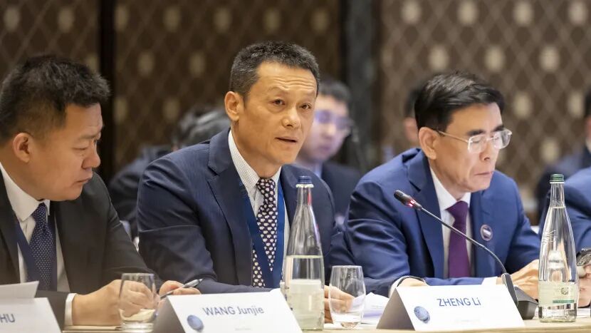 郑力出席世界半导体理事会，呼吁加强全球产业协同