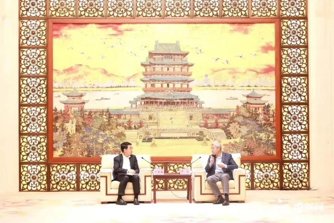 于英涛一行拜访江西省委书记尹弘