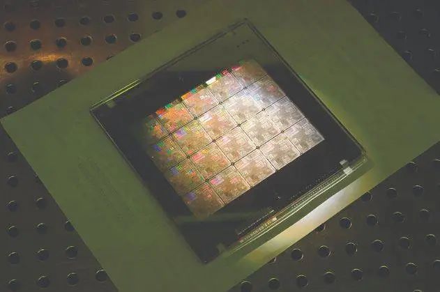 AI加持，2nm制程加速！半导体制造壁垒再加高