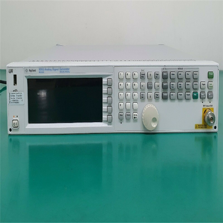 美国Keysight N5183B射频发生器