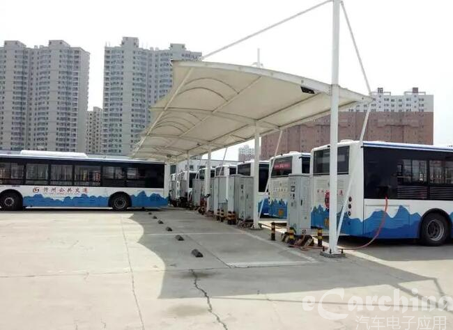 九部门：鼓励各地通过多种形式对新能源城市公交车辆充电给予政策支持