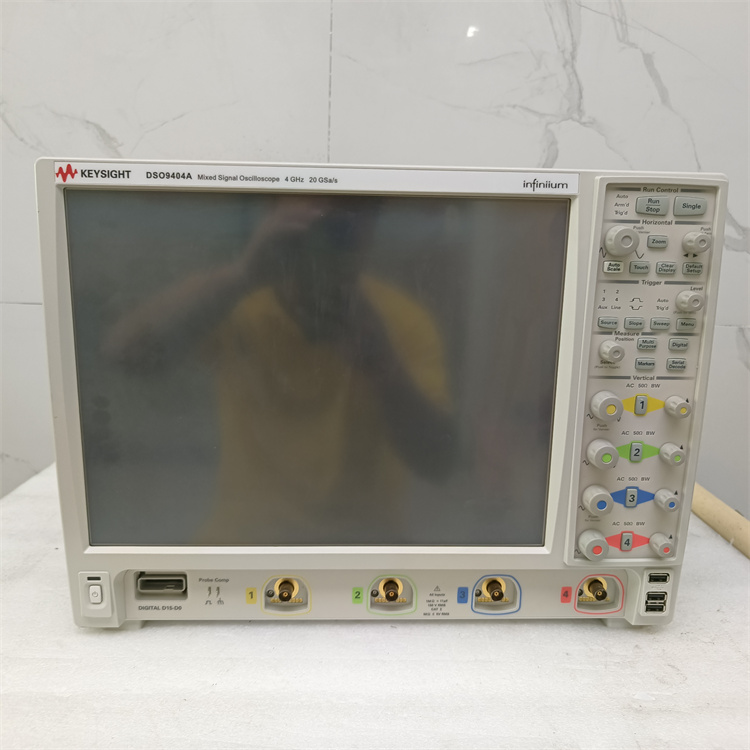 安捷伦Agilent DSO9404A示波器：4 GHz，4 个模拟通道