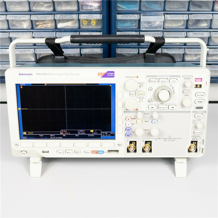 泰克MSO3012混合信号示波器
