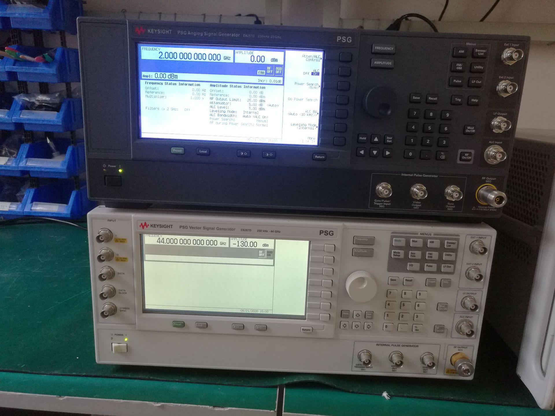 Agilent E8663D信号发生器