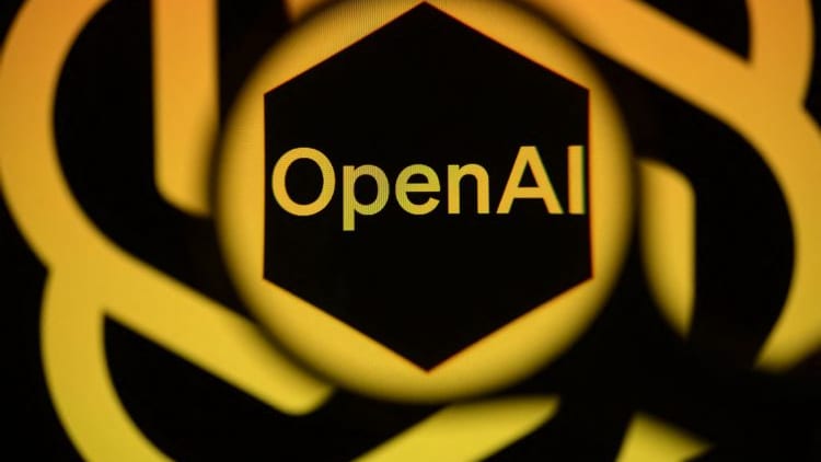 OpenAI首款AI设备曝光：无屏智能音箱2026年发布