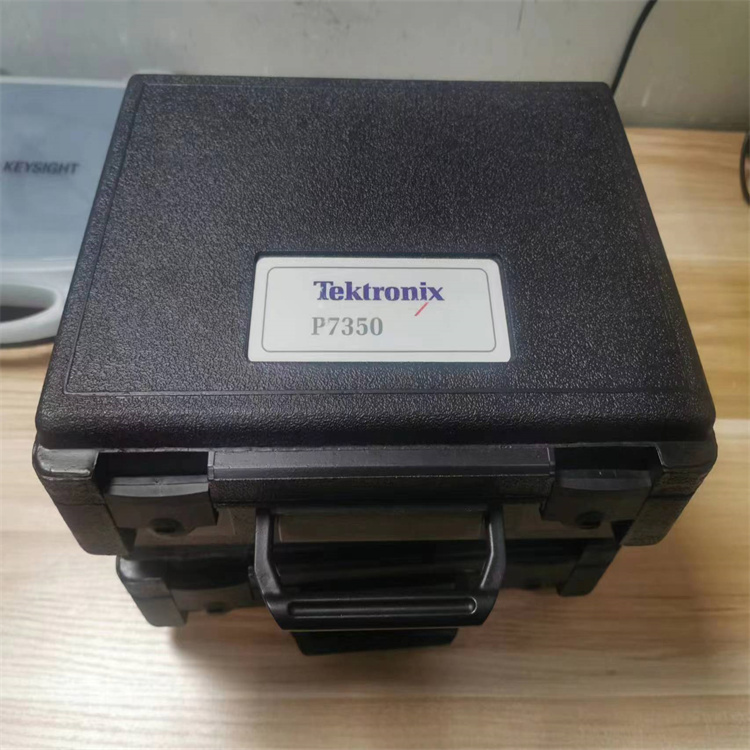泰克Tektronix泰克 P7520 20GHz 示波器差分探头P7350