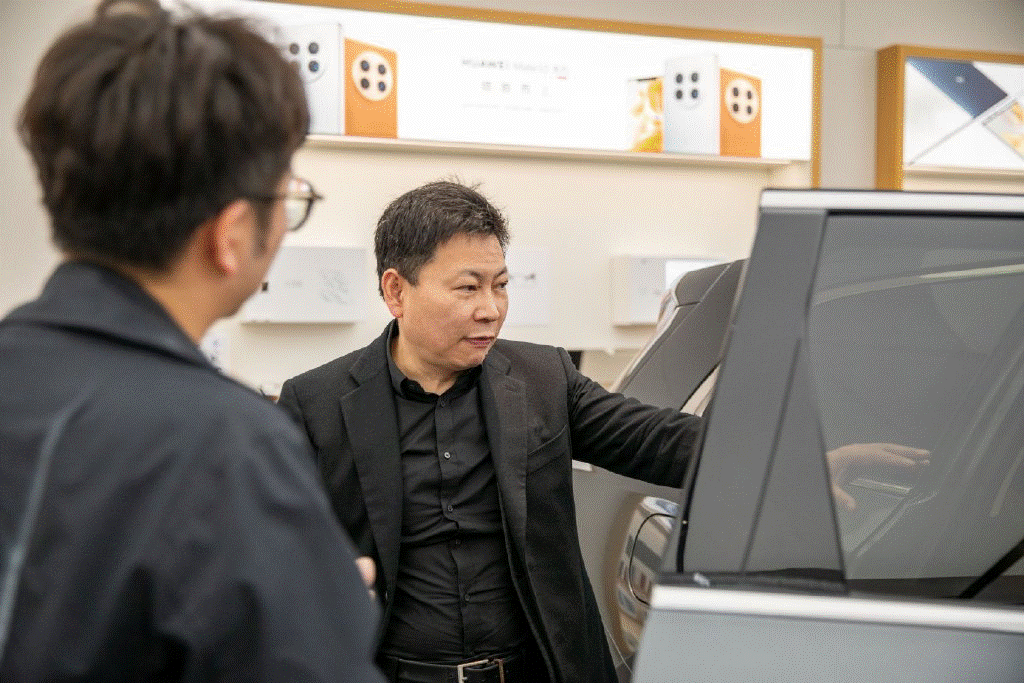 余承东：未来只有少数车企能存活，比亚迪是其中之一