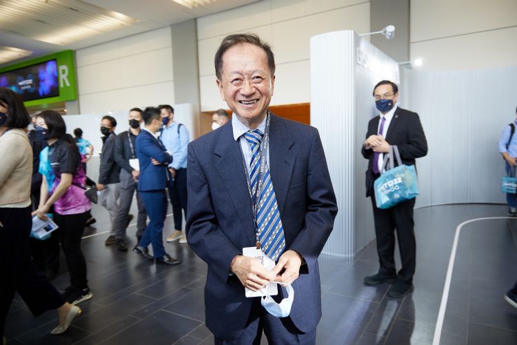 重金延聘蒋尚义 富士康有4大盘算