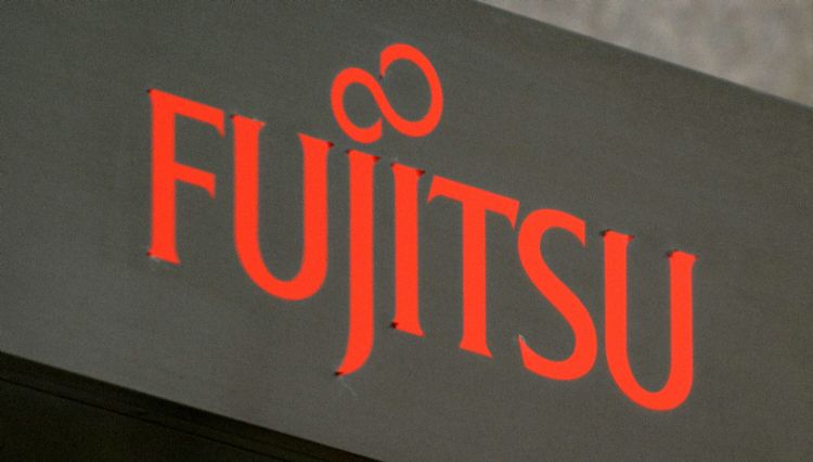 富士通重整全球供应链 加速海外购并