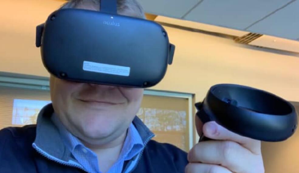 扎克伯格：Meta 将于 10 月推出新款 VR 头显