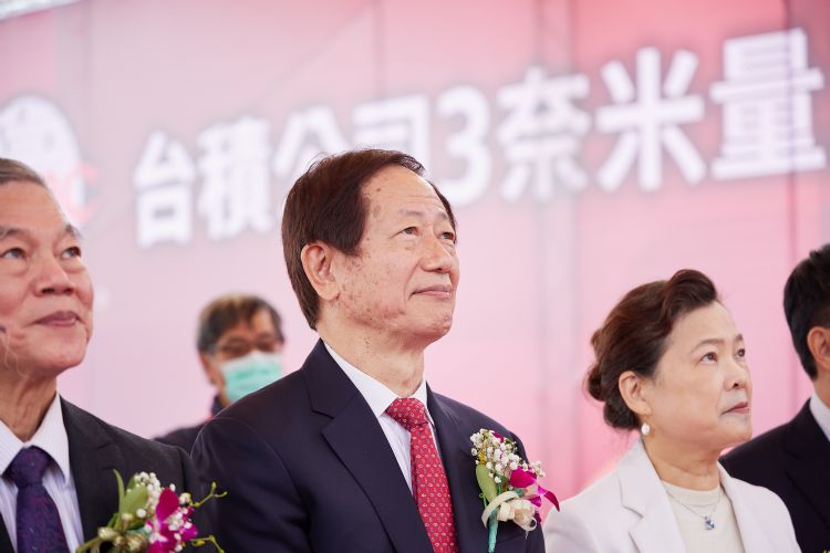 台积电3纳米苹果通包 2万美元代工价飙高 推升业绩弹升