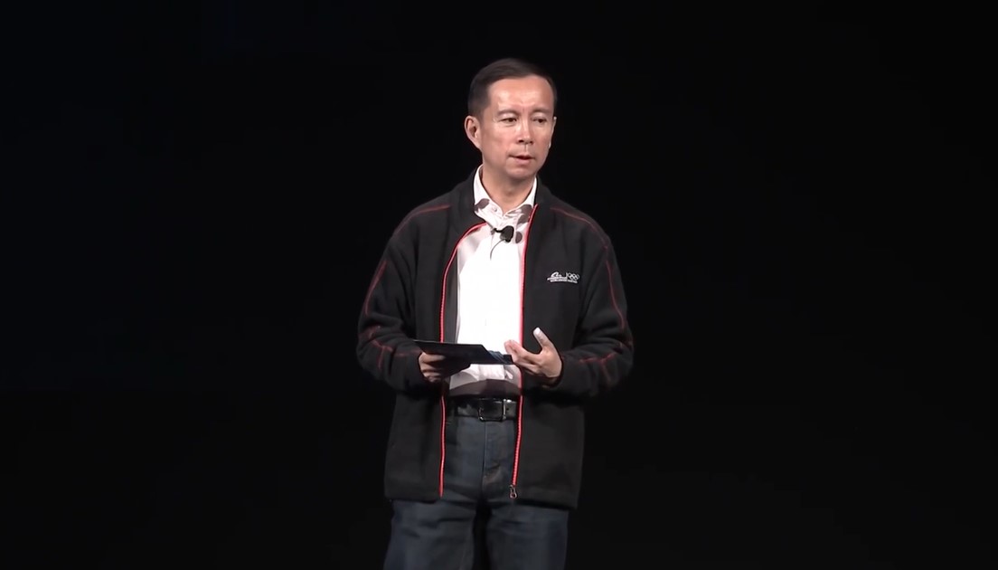 “通义千问”三年磨一剑 阿里大模型征程弥远