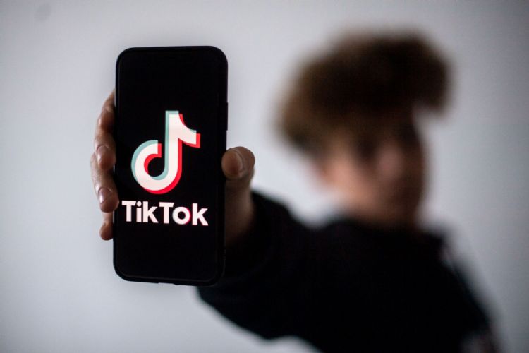 TikTok直播卖货蔚为风潮 成印尼中小企业数码转型助力