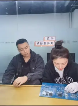 女生是不是都喜欢粉的？比如螺蛳粉，桂林米粉……电子工程师 搞笑视频